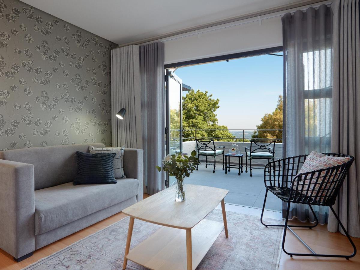 The Cliffside Boutique Getaway *